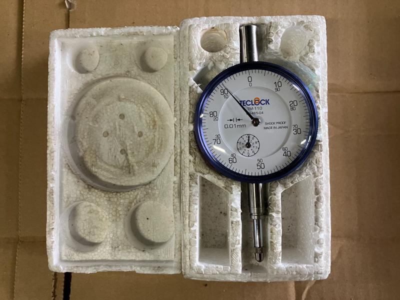 テクロック ダイヤルゲージ TM-110