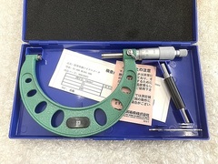 新潟精機 外側マイクロメーター MC105-100