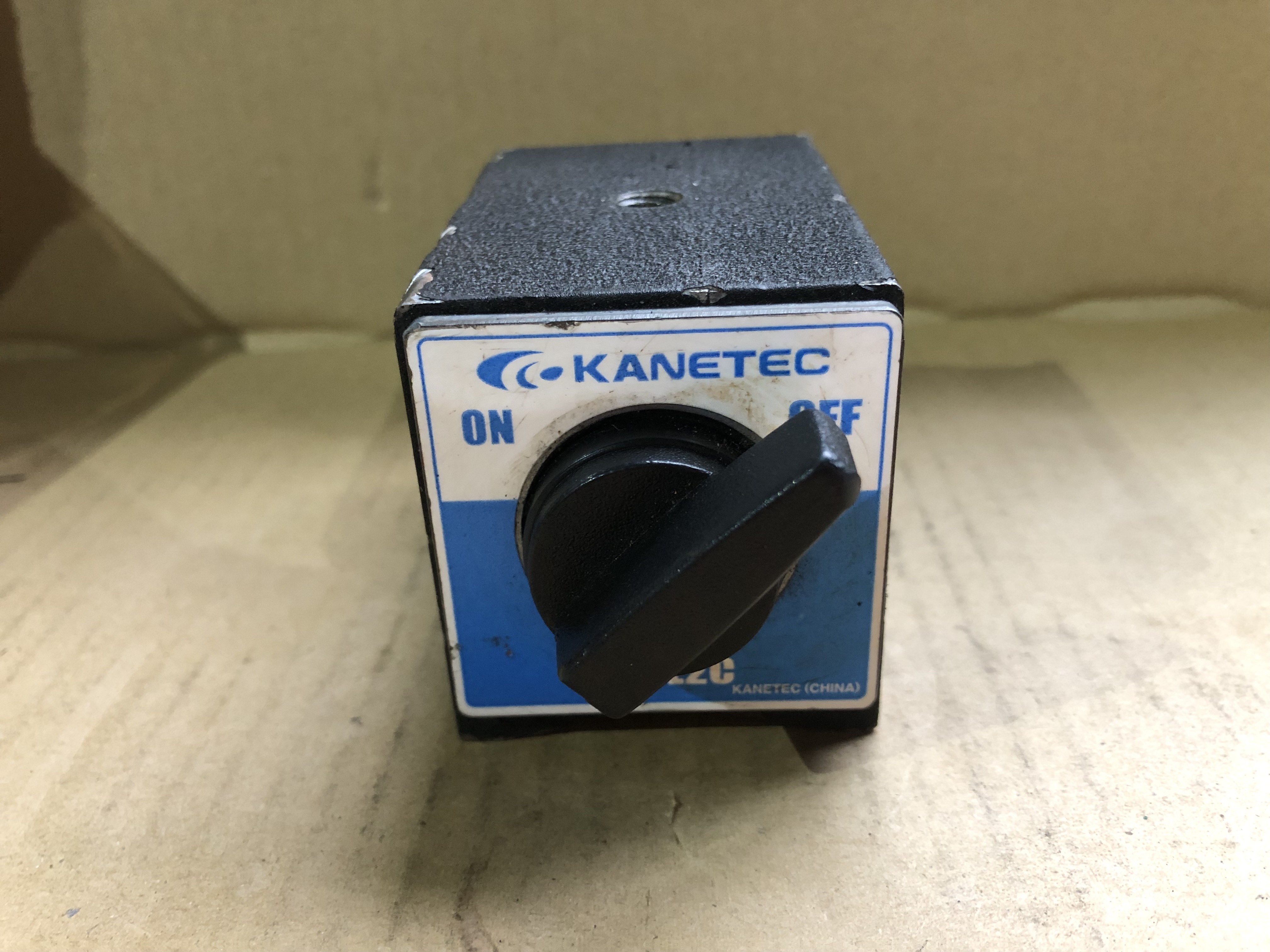 KANETEC/カネテック マグネット電気スタンド 【マグネット電気スタンド】ME-L2C