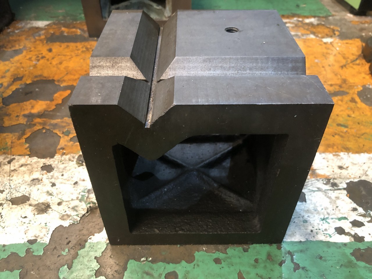 V溝付桝型ブロック W160xD160xH160(mm) V33/V27