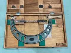 ミツトヨ 外側マイクロメーター OM-325