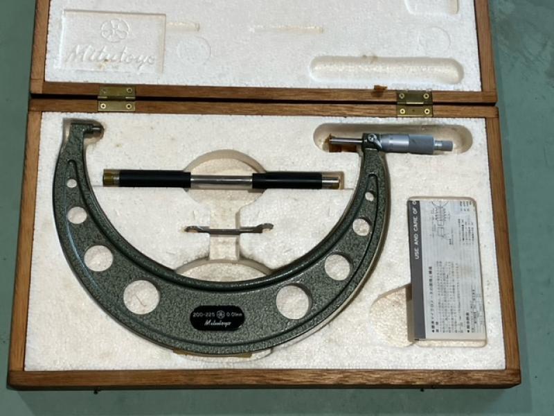 ミツトヨ 外側マイクロメーター OM-225
