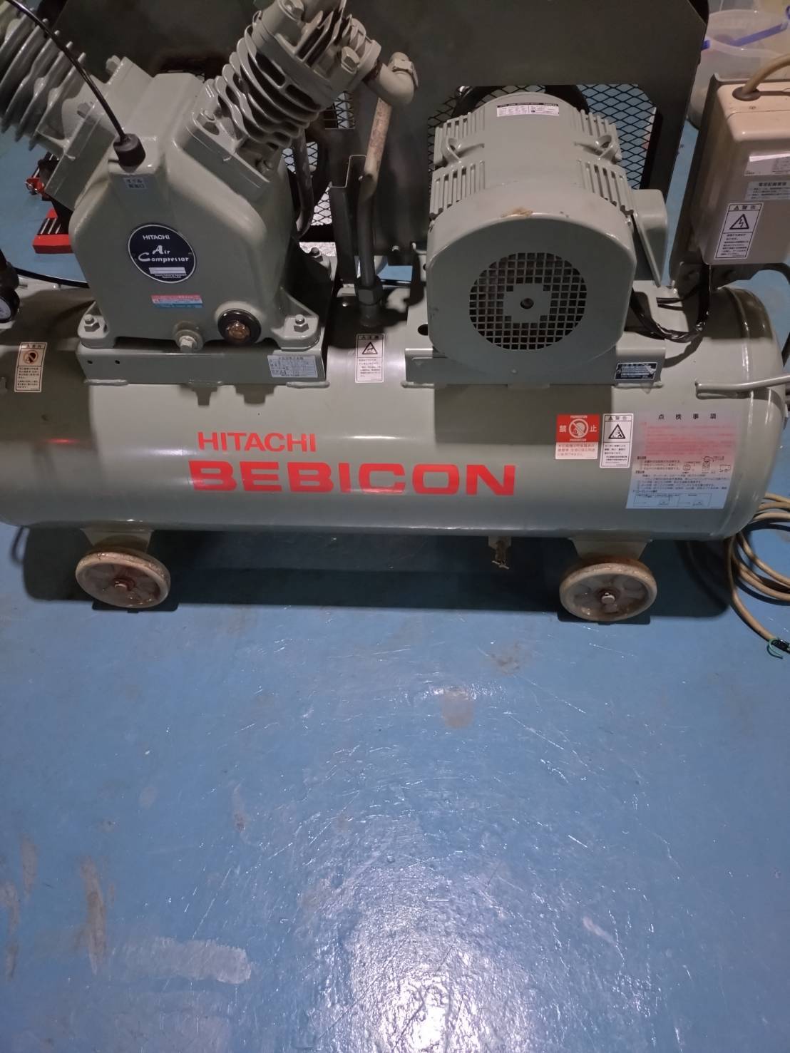 日立産機 3.7kWエアーコンプレッサー 3.7P-9.5V6 | マシンライフ