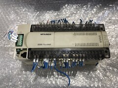 三菱/MITSUBISHI 入出力増設ユニット FX2N-64MR-ES/UL
