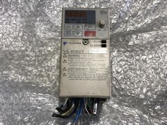 安川電機 YASKAWA ELECTRIC インバーター VS-606V7