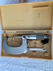 ミツトヨ マイクロメーター M210-50