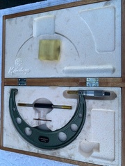 ミツトヨ マイクロメーター OM200