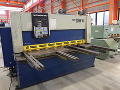 コマツ シャーリング SHF4×205