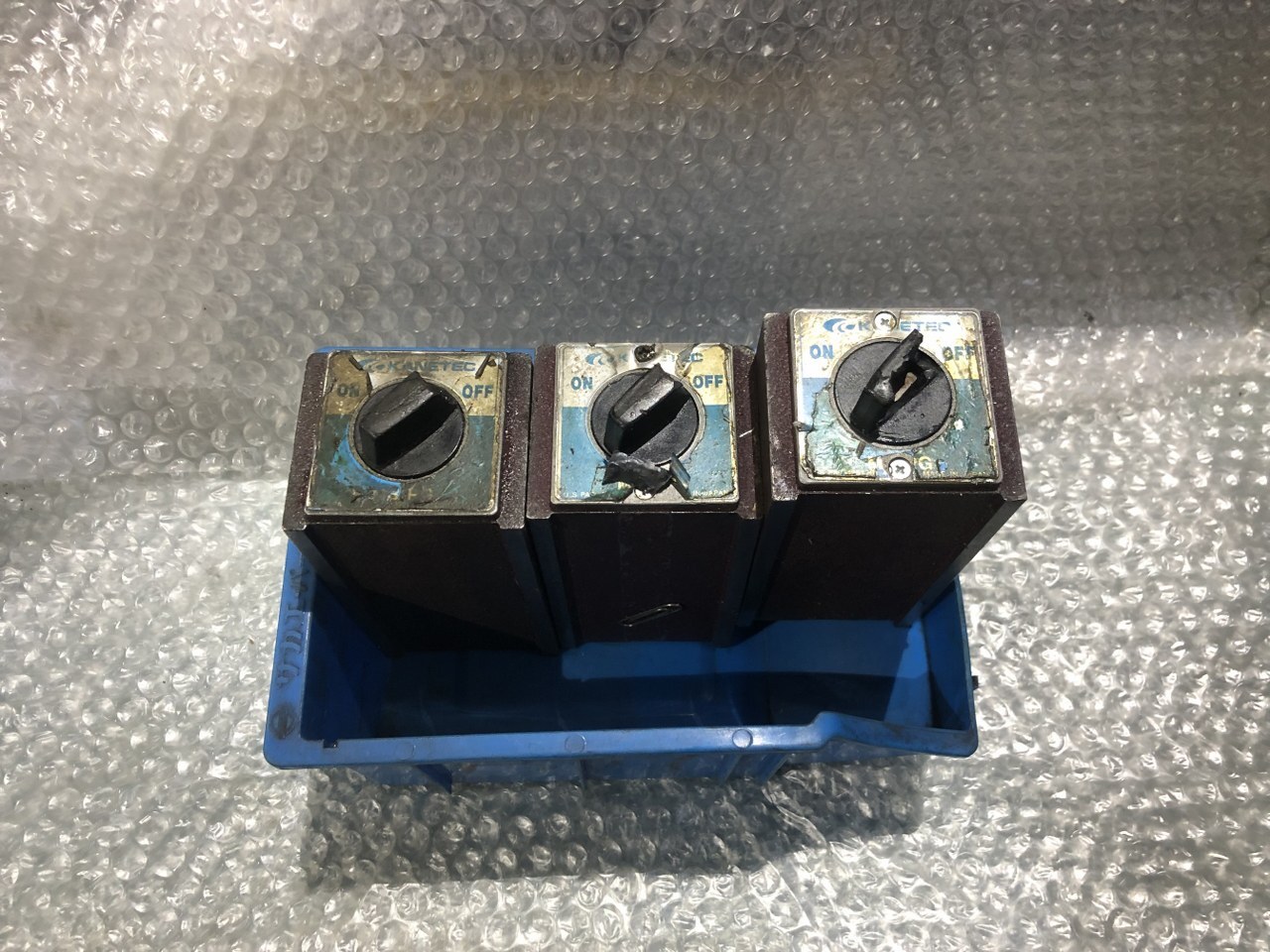 色々 マグネットホルダー　1山　 色々