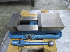 ナベヤ(ERON)  精密マシンバイス(ロックタイト ) LT-50