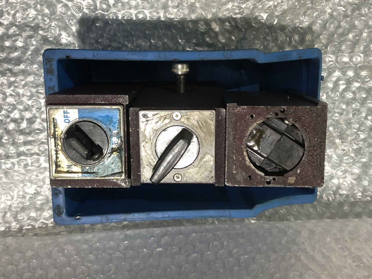 色々 マグネットホルダー　1山　 色々