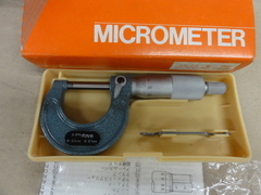 MITUTOYO｜ミツトヨ 外側マイクロメーター M110-25
