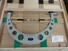 MITUTOYO｜ミツトヨ 外側マイクロメーター OM-375