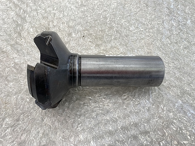 サンドビック フェイスミルカッター R245-063A32-12L