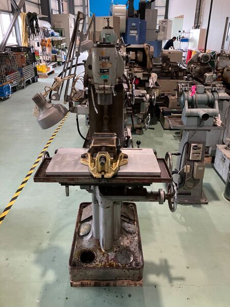 理研製鋼 万能フライス盤 RTM-2