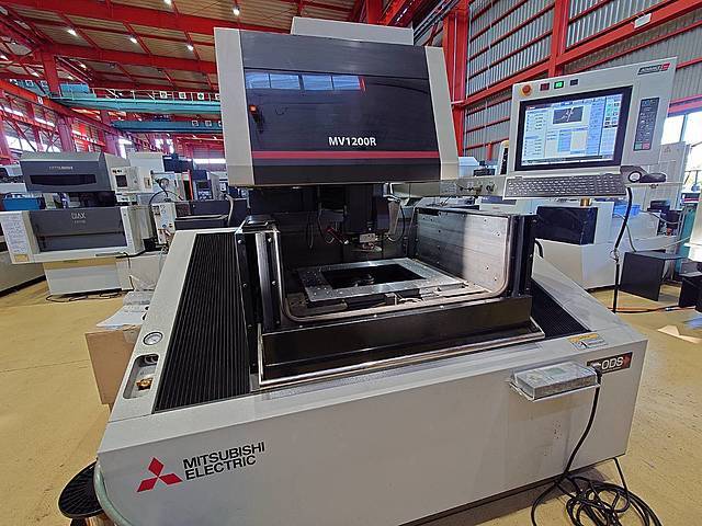 三菱電機 NCワイヤーカット MV1200R