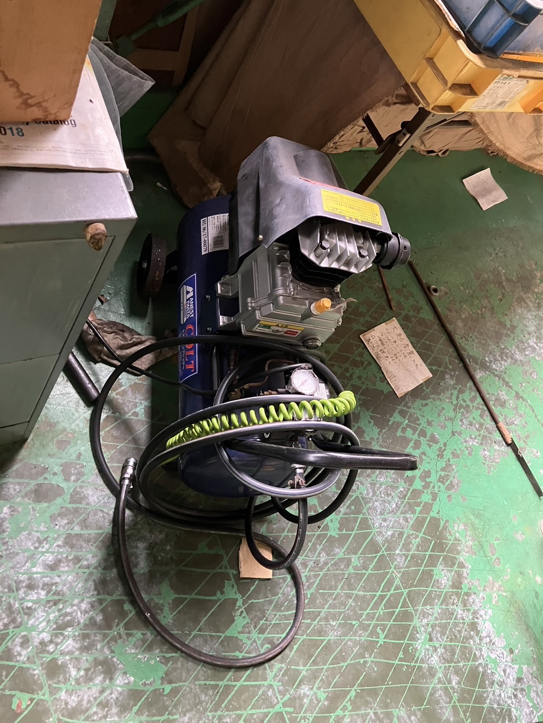 アネスト岩田 コンプレッサー HX4004