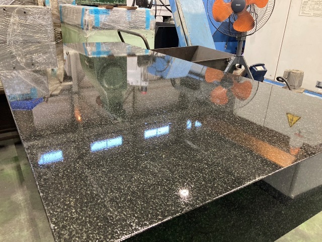 武蔵野精機 石定盤（台付） 1800X900X200