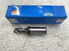 京セラ スローアウェイドリル SF25-DRA180M-1.5