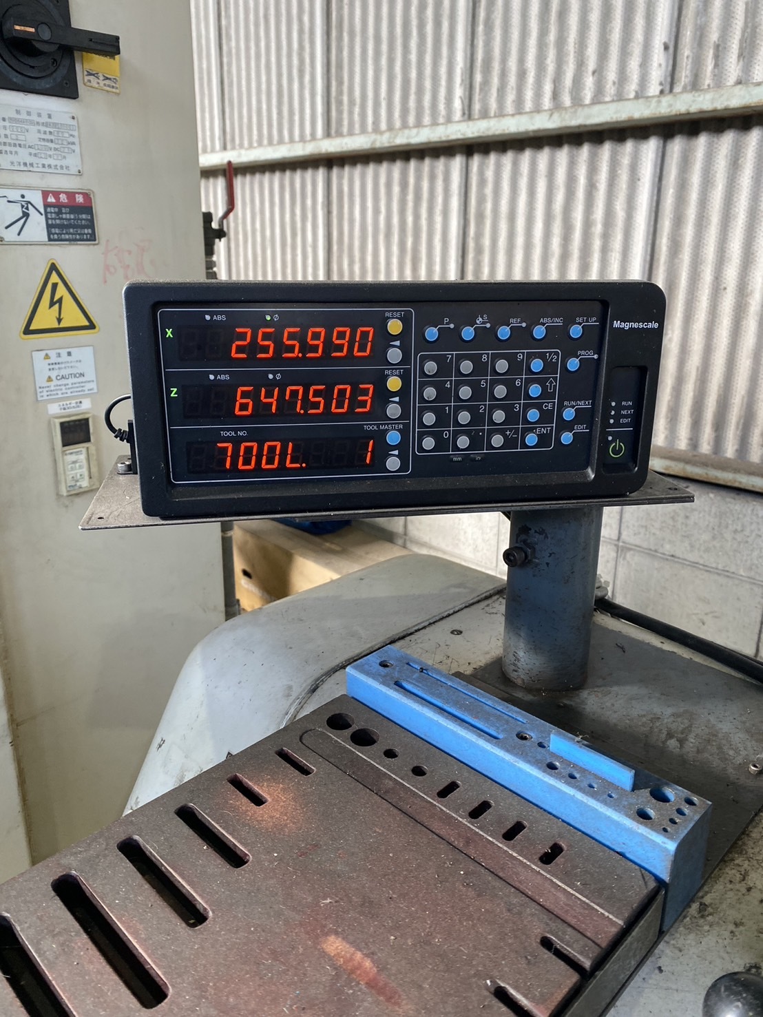 マグネスケール デジタルカウンター LH72-3