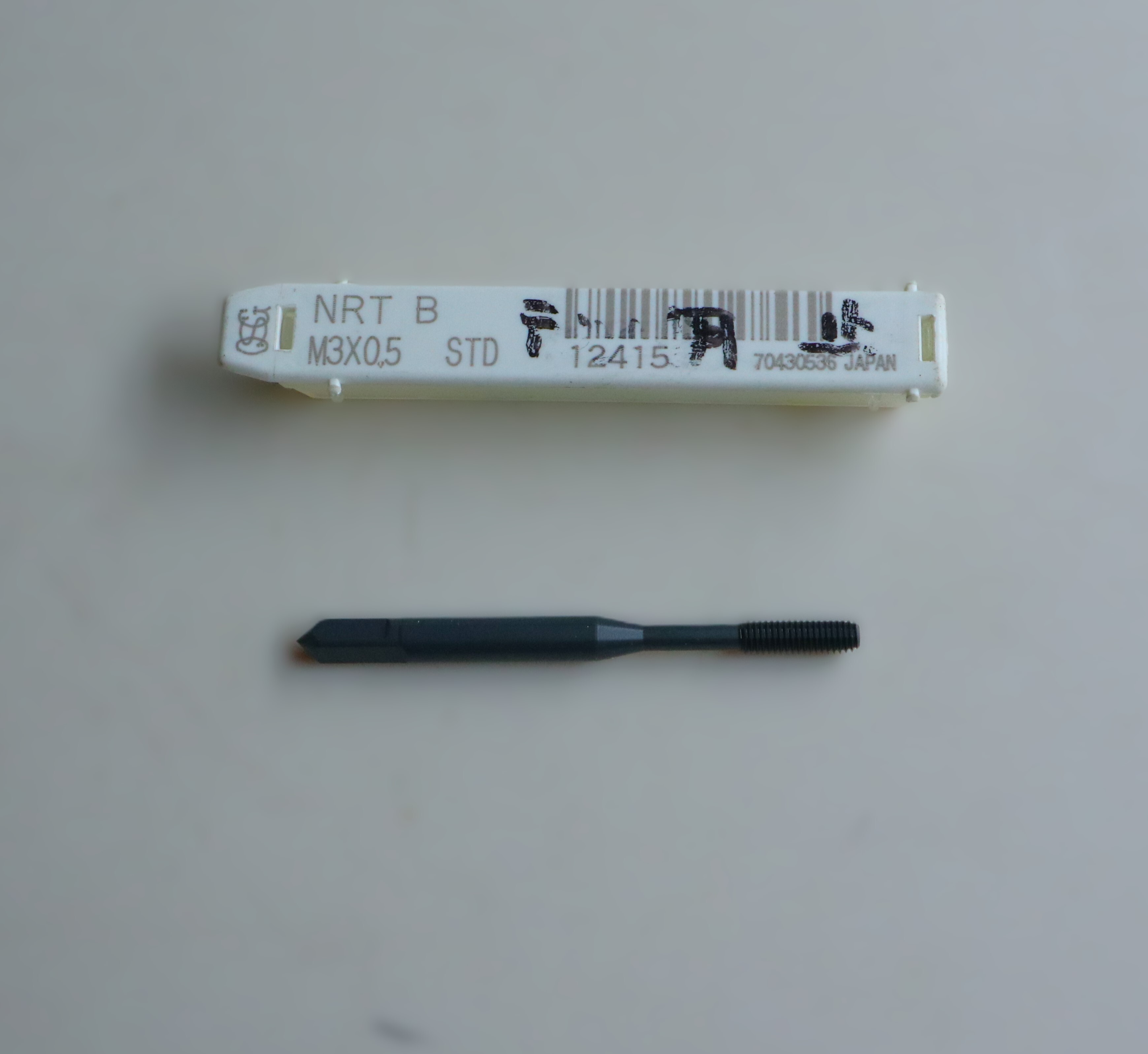 OSG 転造タップ M3X0.5　RH5　B　12415　