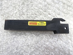 サンドビック バイトホルダー L151.20-2020-40