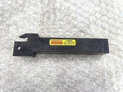 サンドビック バイトホルダー R151.20-2020-40