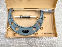 ミツトヨ 外側マイクロメーター OM-150(103-142)