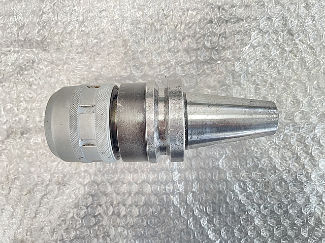 日研 ミーリングチャック BT40-C25-90