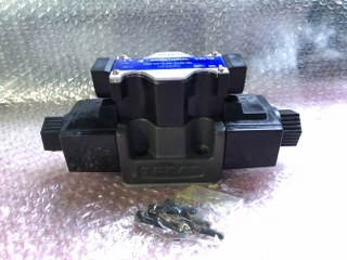 YUKEN KOGYO 電磁切換弁 【電磁切換弁】DSG-03-3C40-A100-50