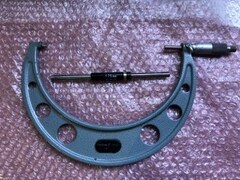 ミツトヨ/Mitutoyo 外側マイクロメータ 【外側マイクロメータ】OM-200