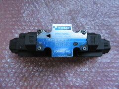 TOKIMEC 電磁切替弁 DG4V-3-60-M-P2-T-7-52