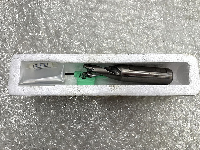 三菱マテリアル スローアウェイドリル STAWSS1150S16