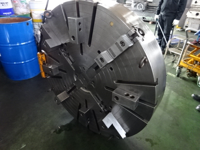 ノーベル 4爪インデペンデントチャック φ1250