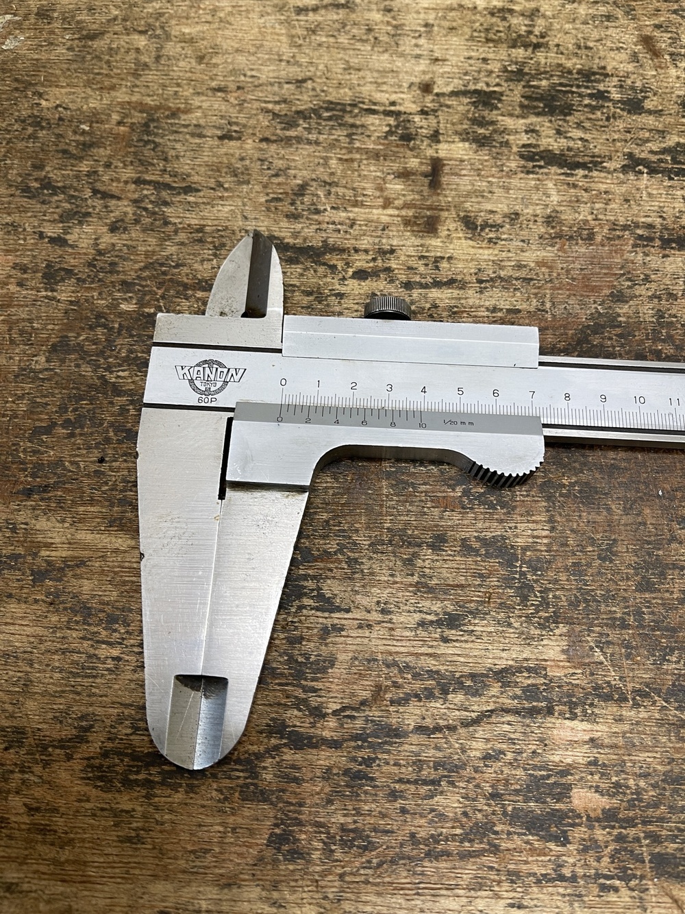 カノン ノギス 600