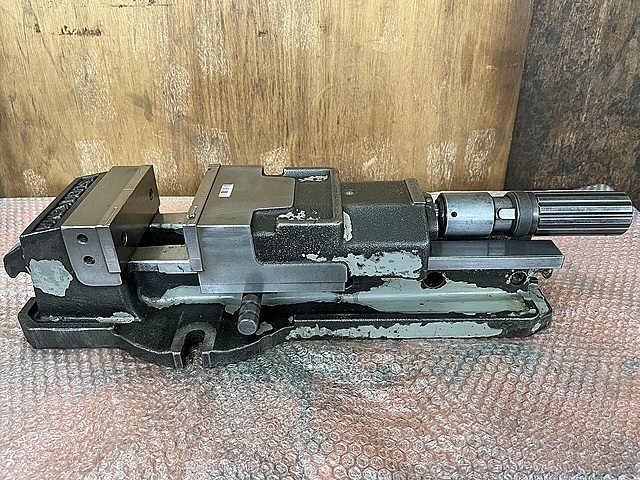 両締めマシンバイス　150 津田駒 両締めマシンバイス 150 津田駒 A108784 両締めマシンバイス 津田駒 KV-150