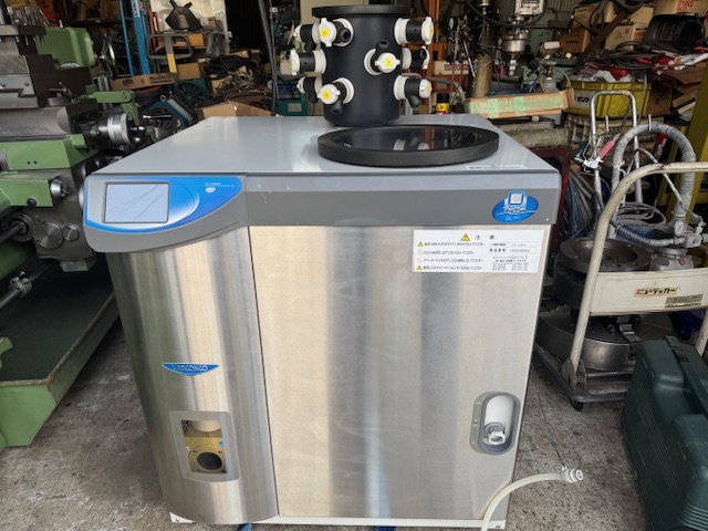 朝日ライフサイエンス 真空凍結乾燥機 FZ-12CS