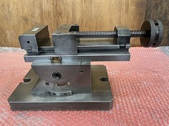 傾斜精密バイス 100