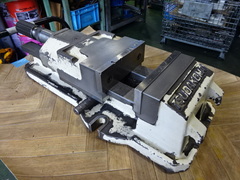 TSUDAKOMA｜津田駒	 油圧バイス VH-175