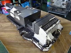 TSUDAKOMA｜津田駒	 油圧バイス VH-175