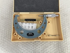 ミツトヨ 外側マイクロメーター OM-125(No.103-141)