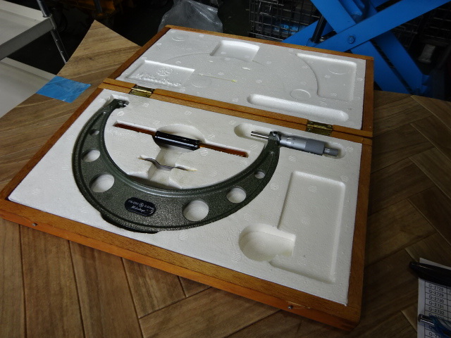 MITUTOYO｜ミツトヨ 外側マイクロメーター OM-200