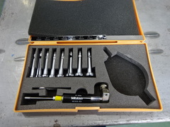 MITUTOYO｜ミツトヨ シリンダーゲージ CG-18A