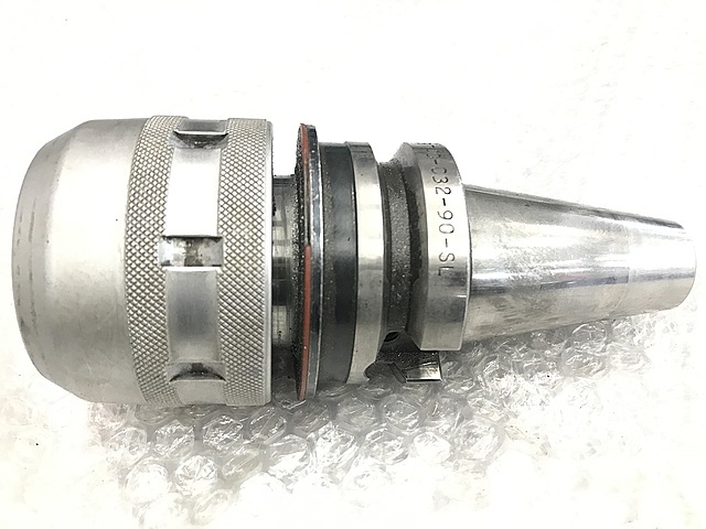 日研 ミーリングチャック BT40-C32-90SL