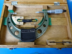 MITUTOYO｜ミツトヨ ブレードマイクロメーター BLM-100