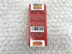 サンドビック チップ R300-0828E-PL-1030