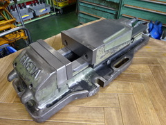 武田機械 油圧バイス TK-150HVS