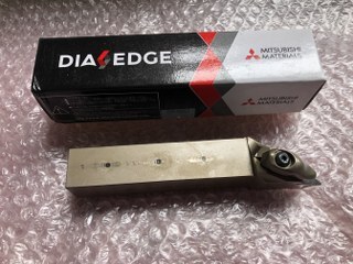 三菱マテリアル ダブルクランプバイト 【ダブルクランプバイト】DVJNL2525M16