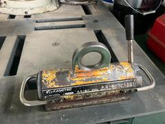 カネテック リフティングマグネット LPR-V300A