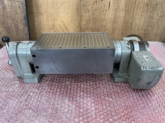  可傾形電磁チャック 